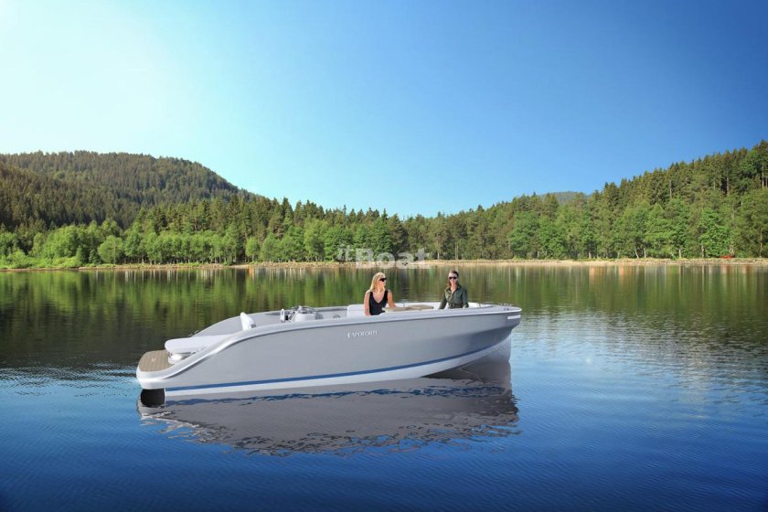 Моторная лодка