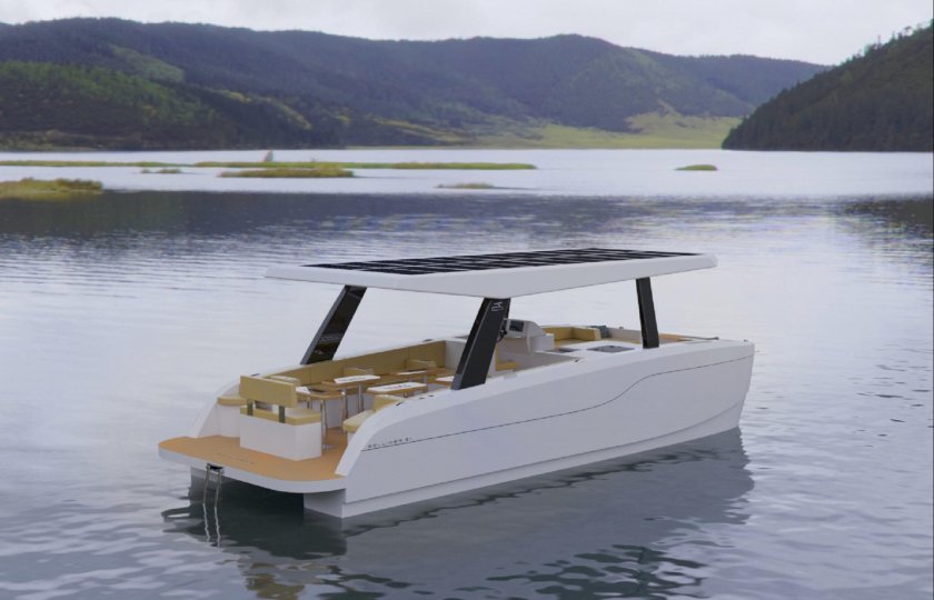 Катамаран морской хаусбот