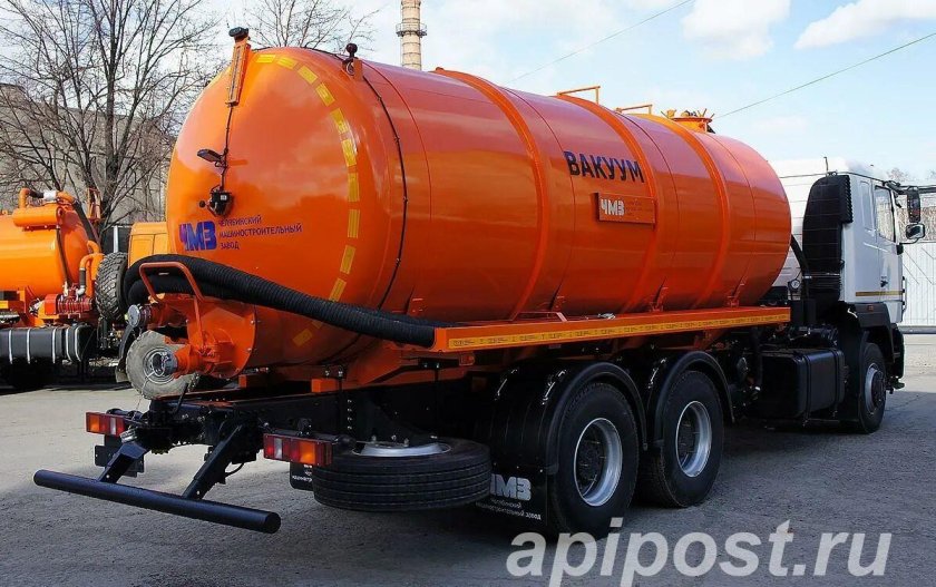 МАЗ ассенизатор 12 кубов