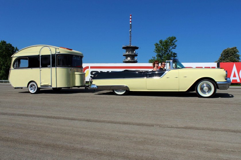 Pontiac star chief 1955