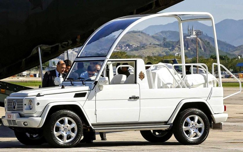 Папамобиль Мерседес