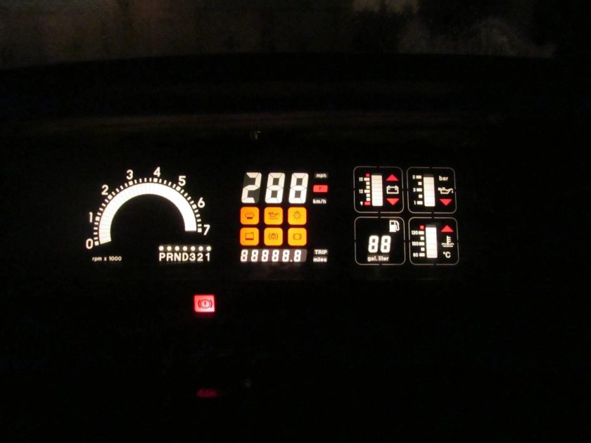 Opel Senator приборная панель