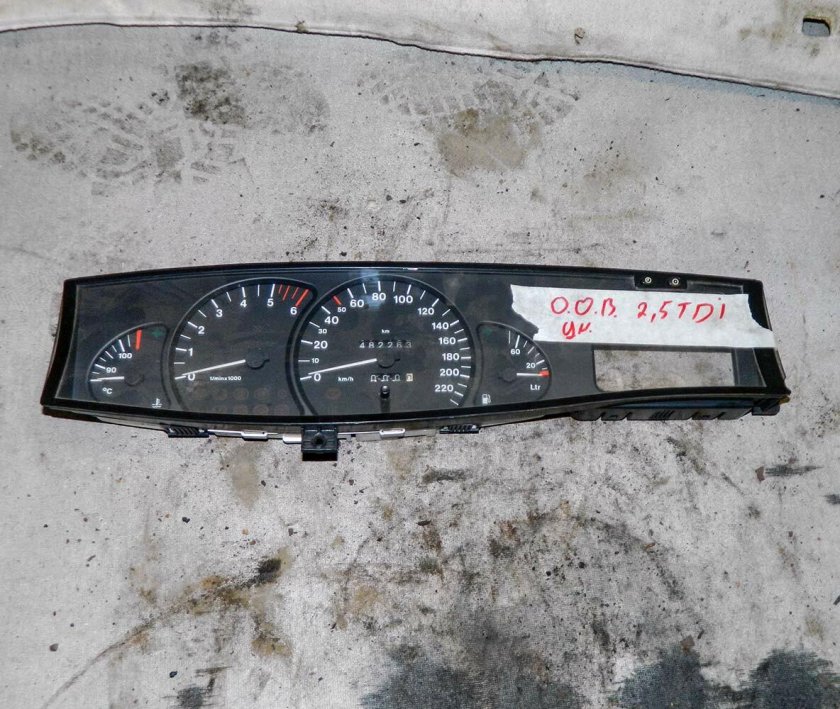 Приборка Опель Фронтера б