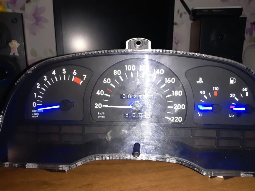 Приборка Опель Вектра а