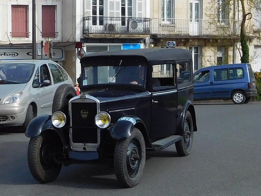 Peugeot 201