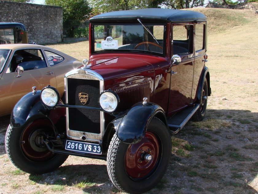 Peugeot 402