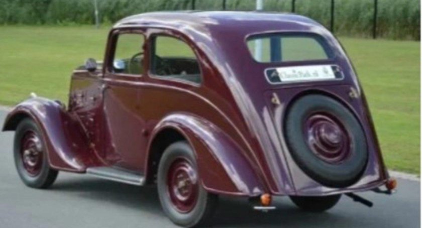 Старый Пежо 201