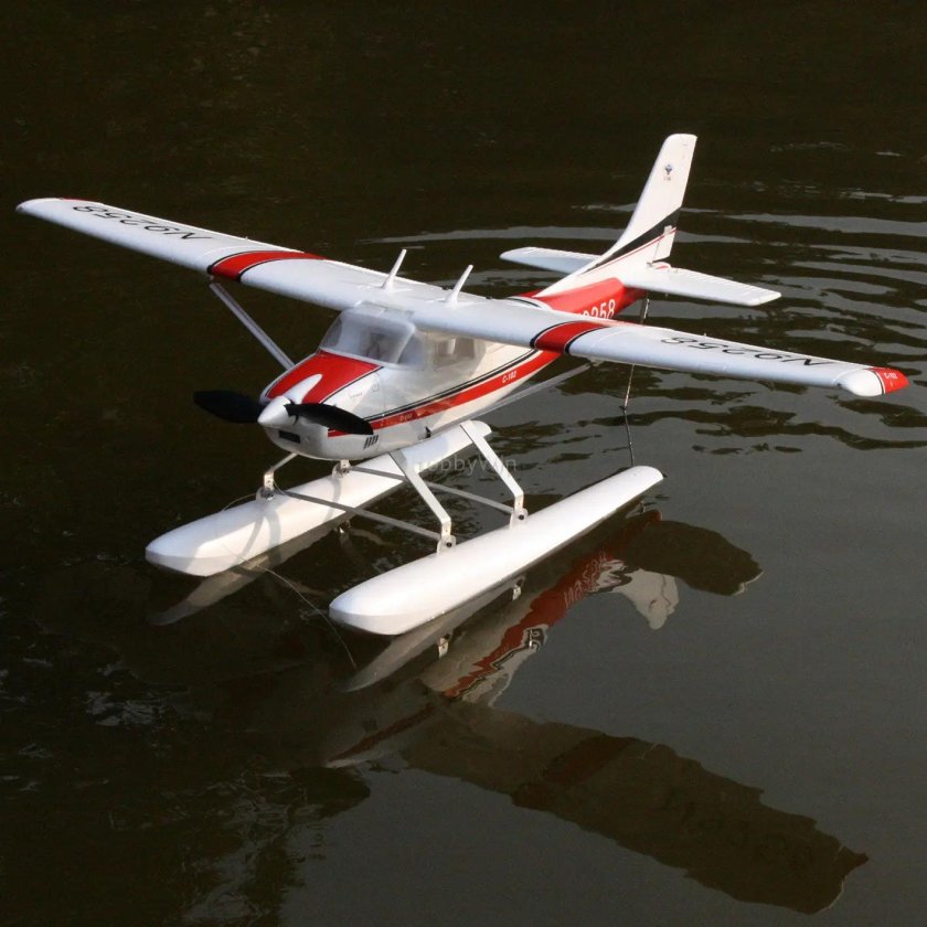 RC Cessna 182