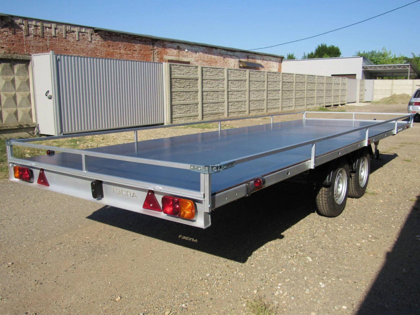 Легковой прицеп платформа 4.2x2.2