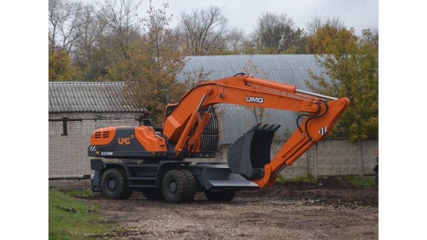 Экскаватор-перегружатель колесный UMG e230wh