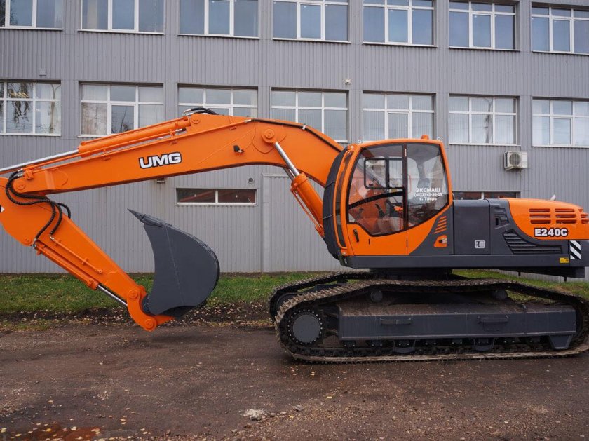 UMG экскаваторы 240