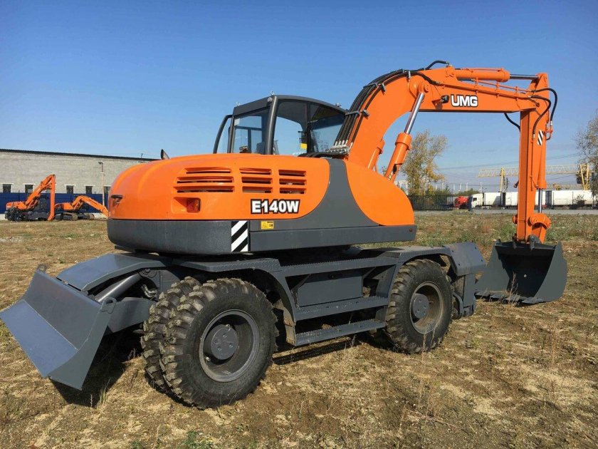 Экскаватор UMG e220c