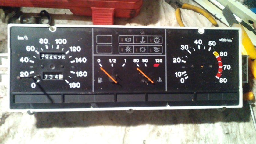 Приборная панель ваз