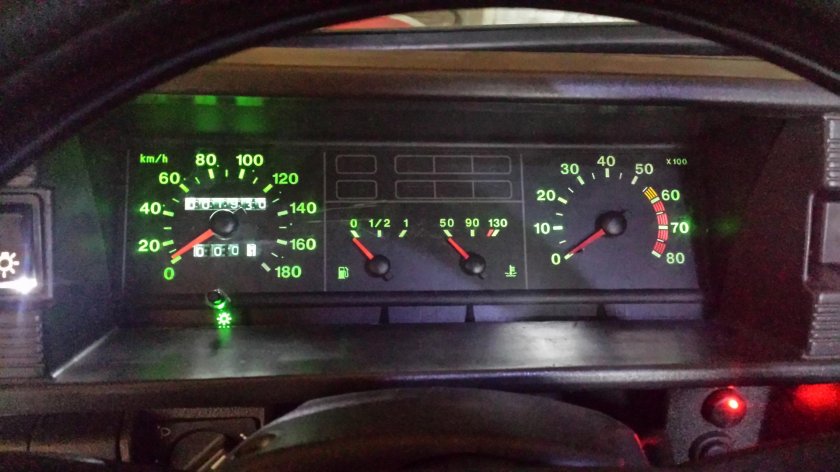 Панель приборов ВАЗ 21099 высокая