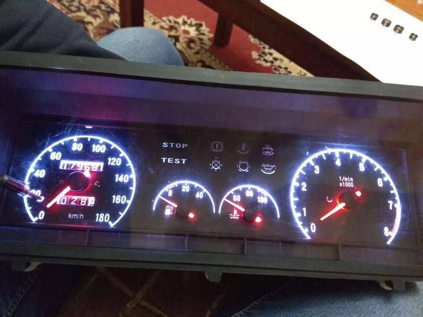 Щиток приборов ВАЗ 21099