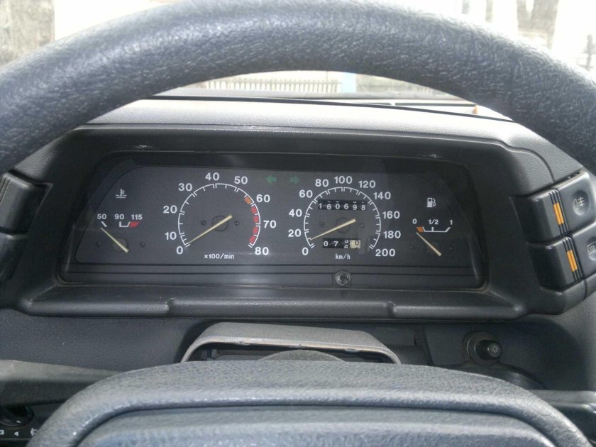 Пниьорнаяпанельваз 2110