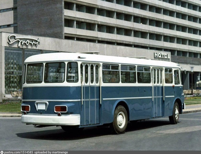 Автобус Икарус 620