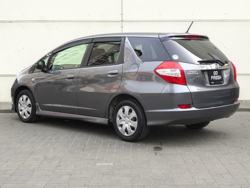 Хонда фит шатл