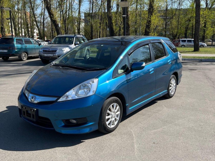 Хонда фит шаттл 2011