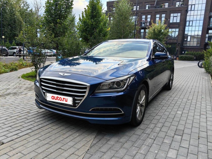 Hyundai genesis 2016