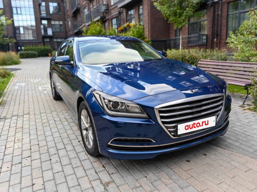 Hyundai genesis 2013