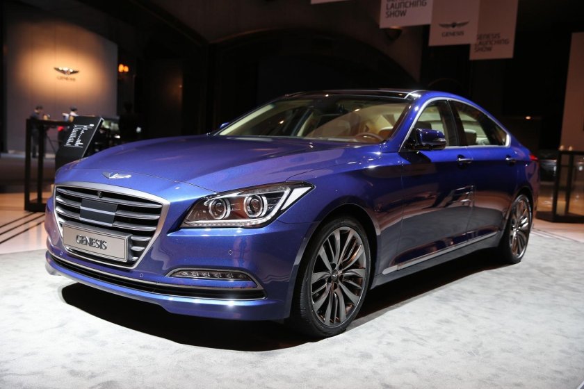 Hyundai Genesis sedan