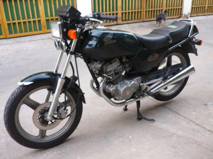 Honda cb125 2001