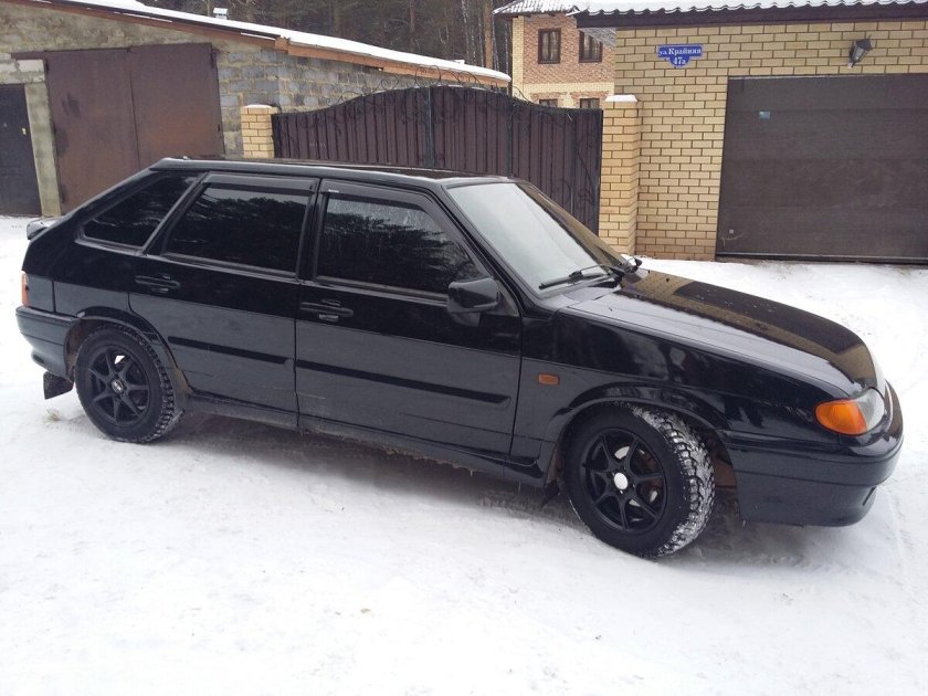 ВАЗ 2114 черная