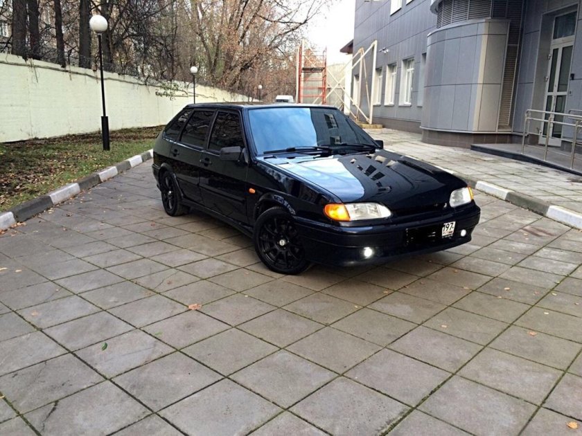 ВАЗ 2114 чёрная на черном