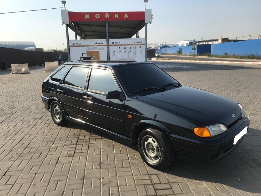ВАЗ 2114 темная