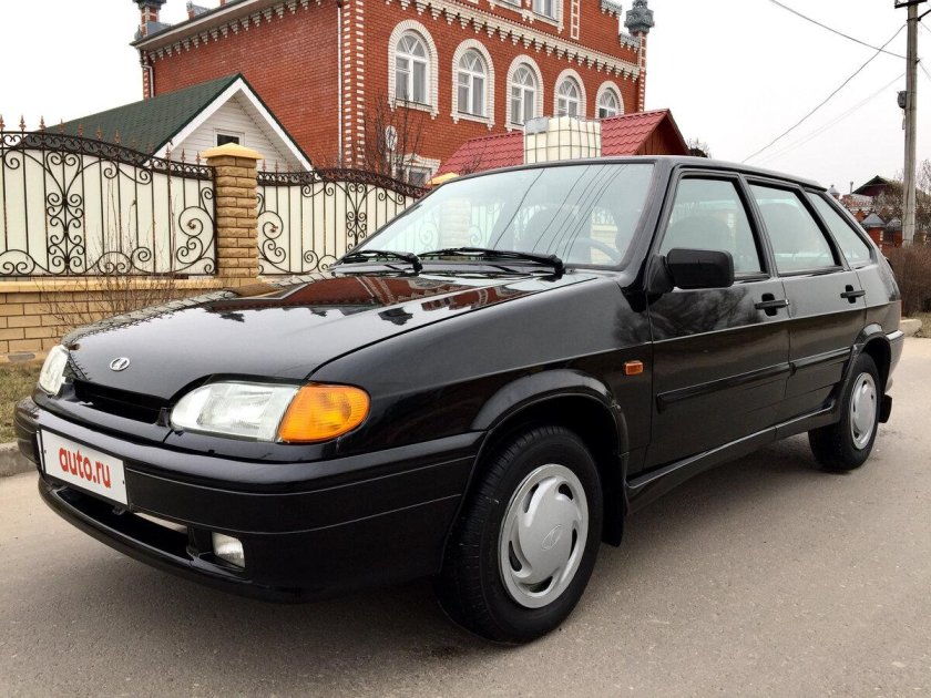 ВАЗ-2114 хэтчбек чёрный механика