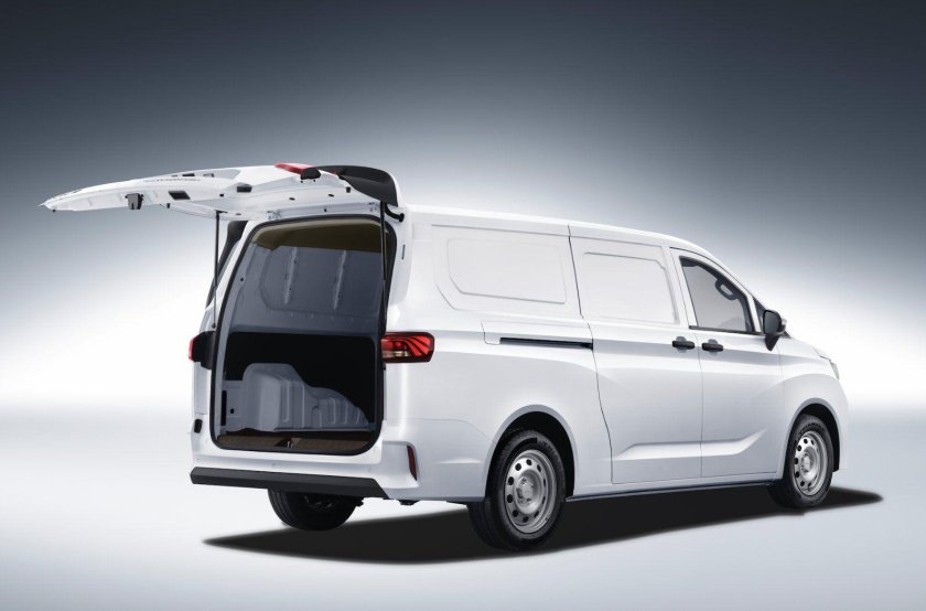 Электрический микроавтобус