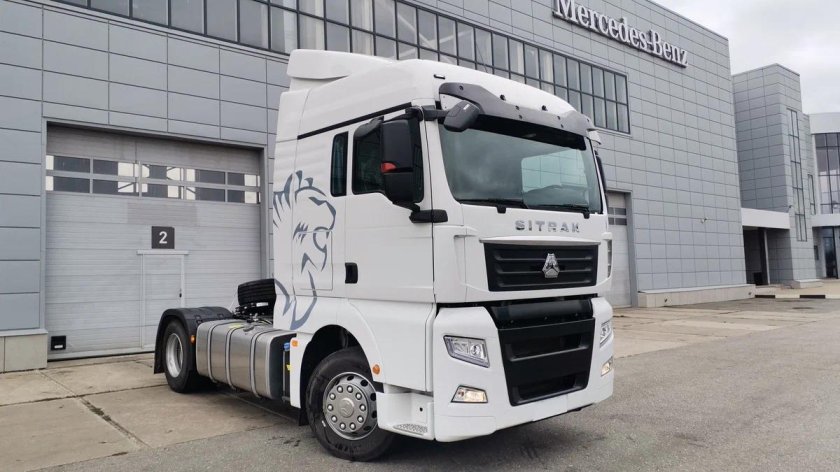 Тягач Sitrak c7h 4x2