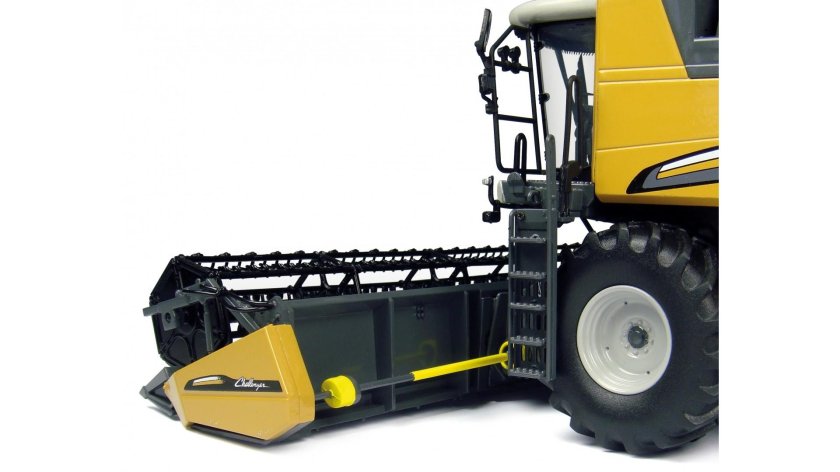 Комбайн Челленджер 645