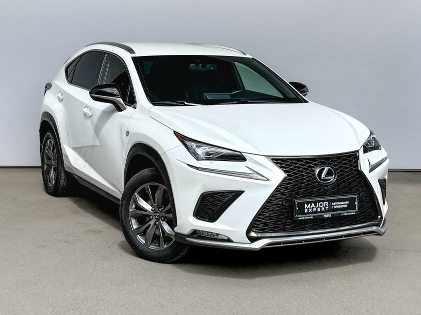 Lexus nx 2020