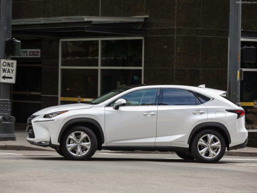 Лексус NX 200 белый