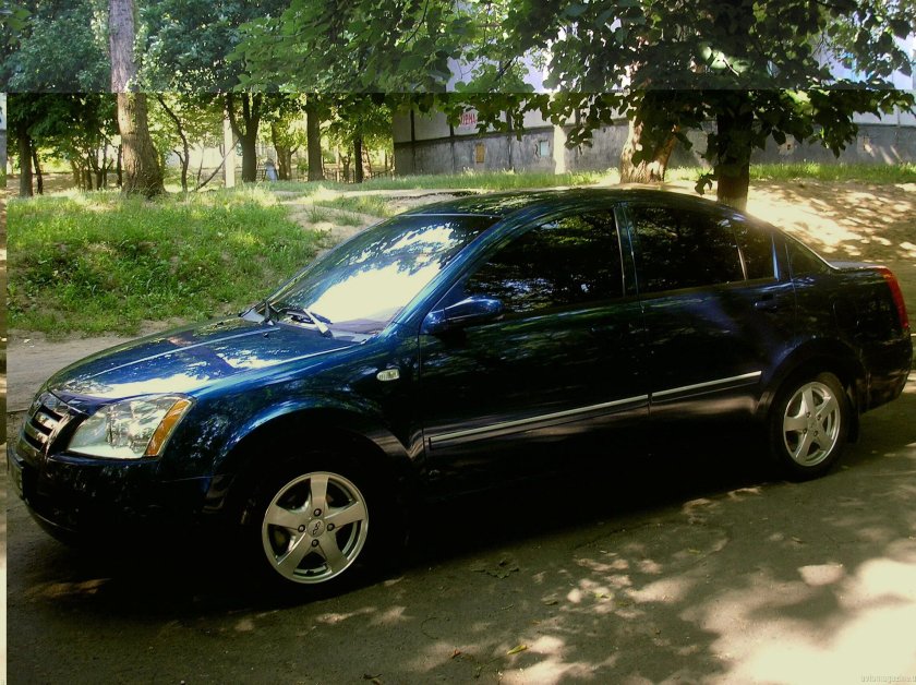 Черри седан 2000