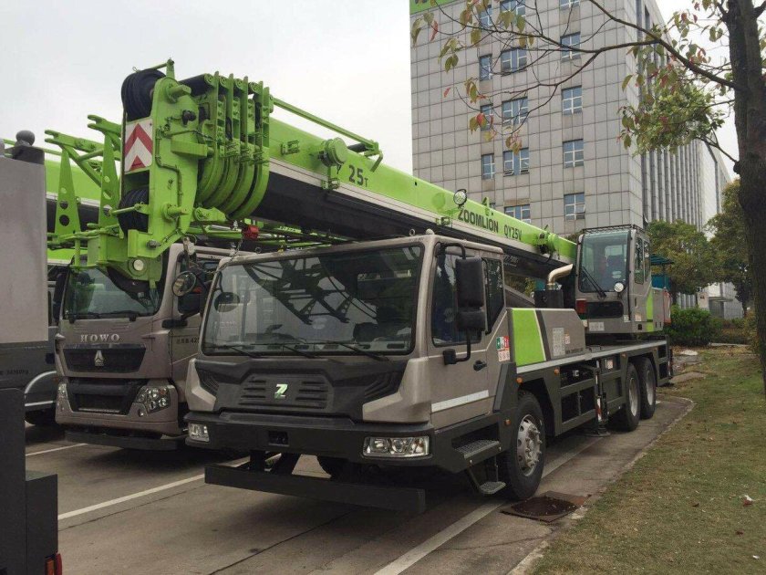 Кран Zoomlion qy25v