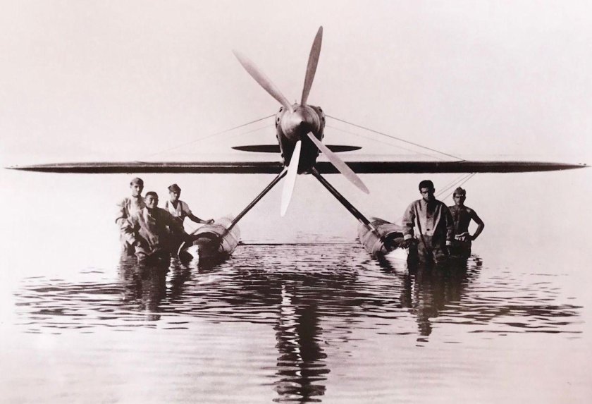 Гоночные самолеты 30-х годов