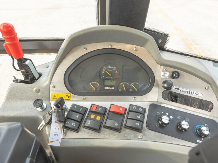 Панель JCB 3cx