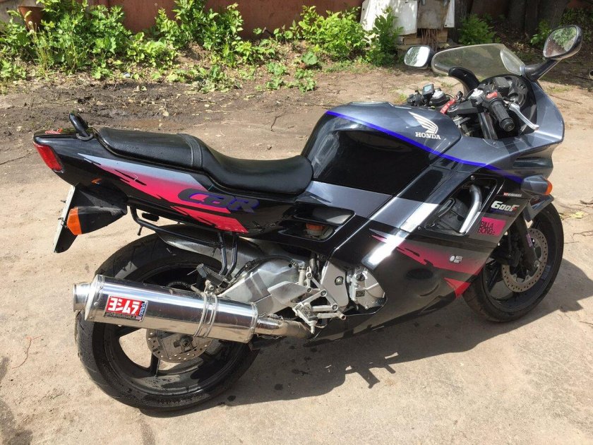 Хонда СБР ф2 черный