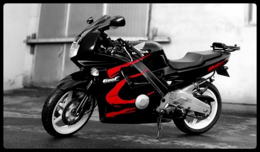 Honda cbr600f Black