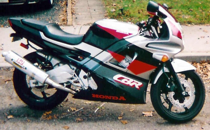Хонда CBR 600 f2