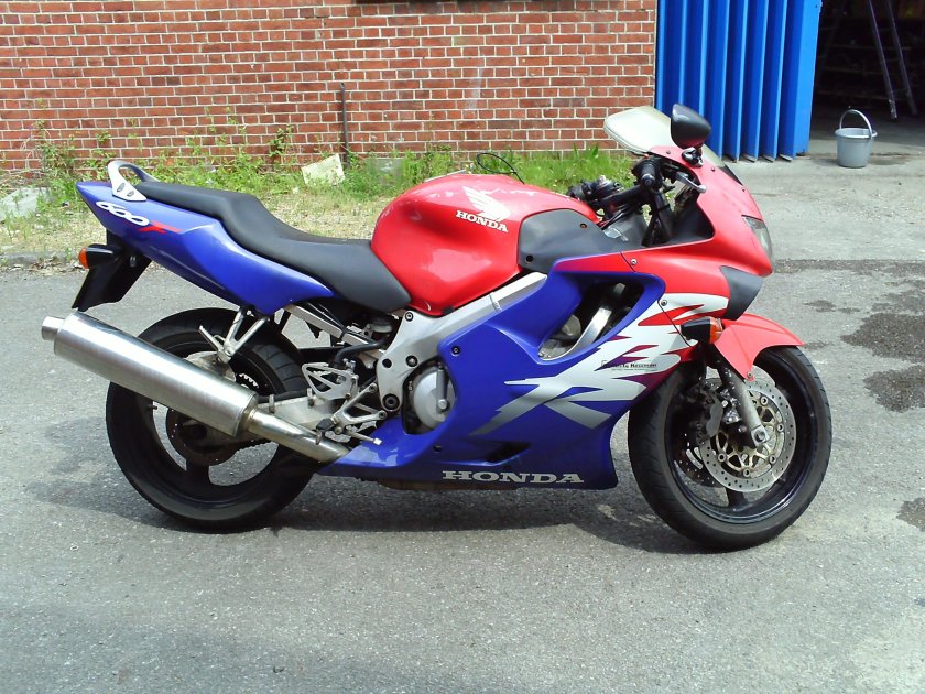 Honda CBR 600f 1999