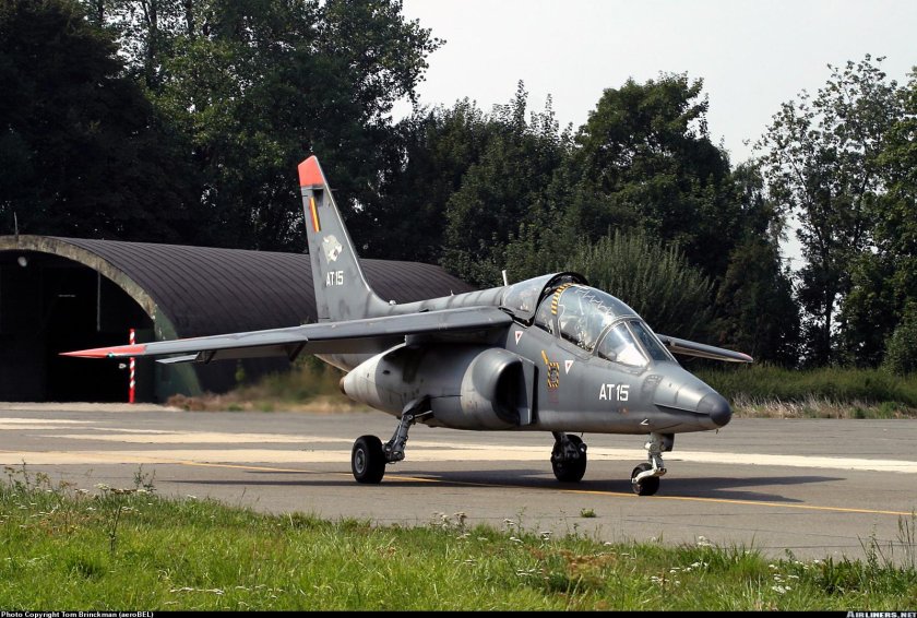 Alpha jet e