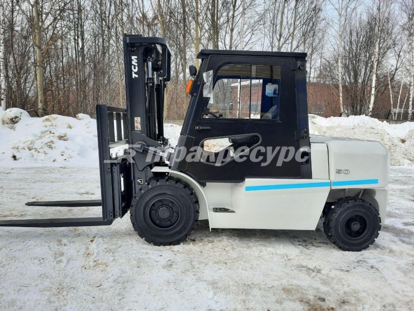 Погрузчик tcm fd50t9