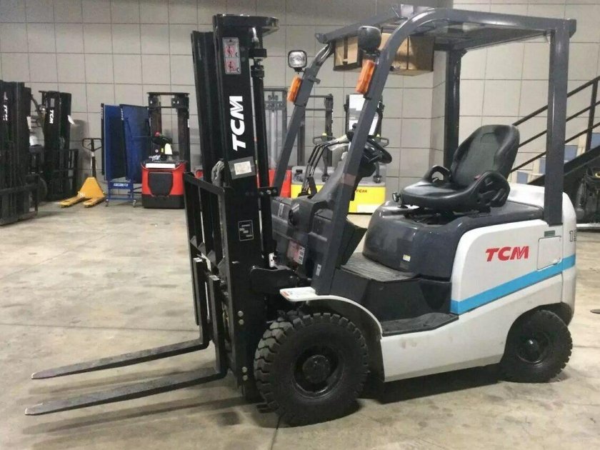 Вилочный погрузчик TCM fhd15t3z