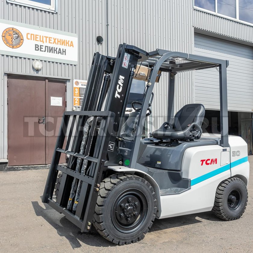 Погрузчик вилочный 3т TCM
