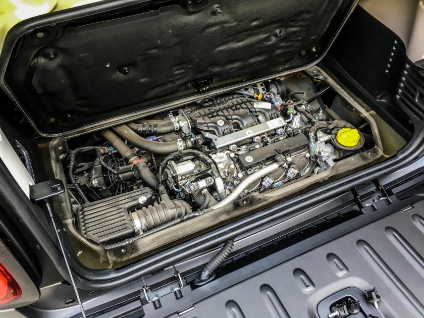 Моторный отсек Smart Fortwo