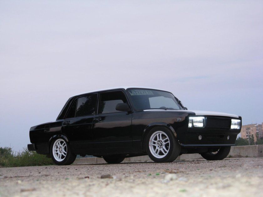 Семерка ВАЗ 2107